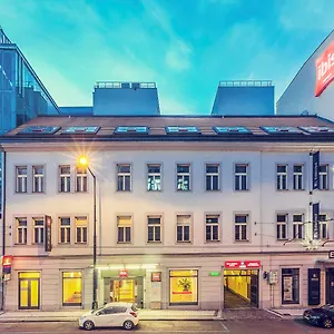 Hotel Ibis Old Town ***